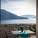 La Collina Aparthotel 4*