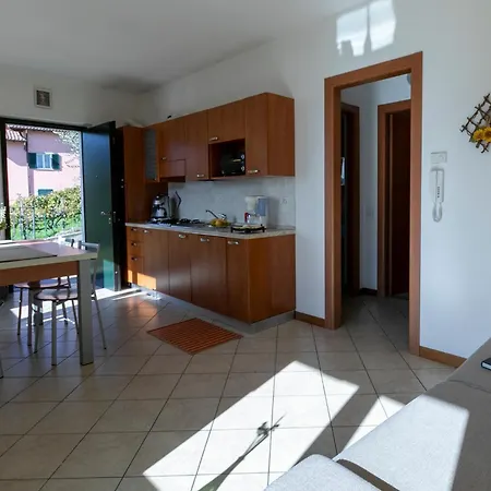 La Collina Apart Otel Vercana