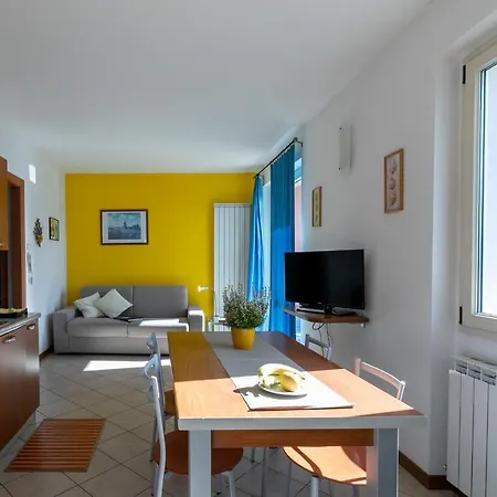 Aparthotel La Collina Vercana