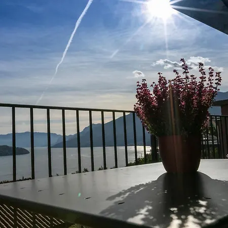 La Collina 4* Vercana