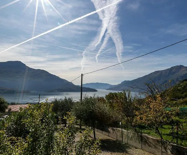 מלון דירות La Collina 4*