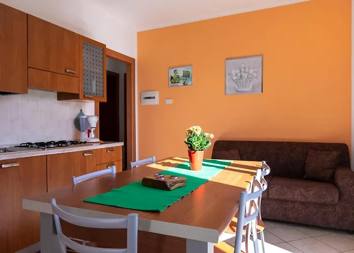 La Collina מלון דירות 4*