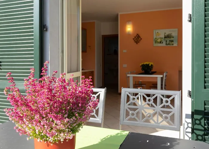 La Collina מלון דירות Vercana