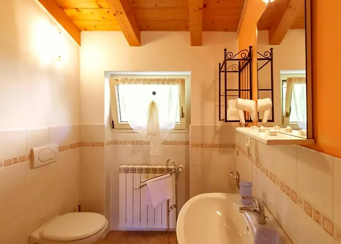 La Collina מלון דירות Vercana