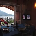 Aparthotel La Collina Vercana